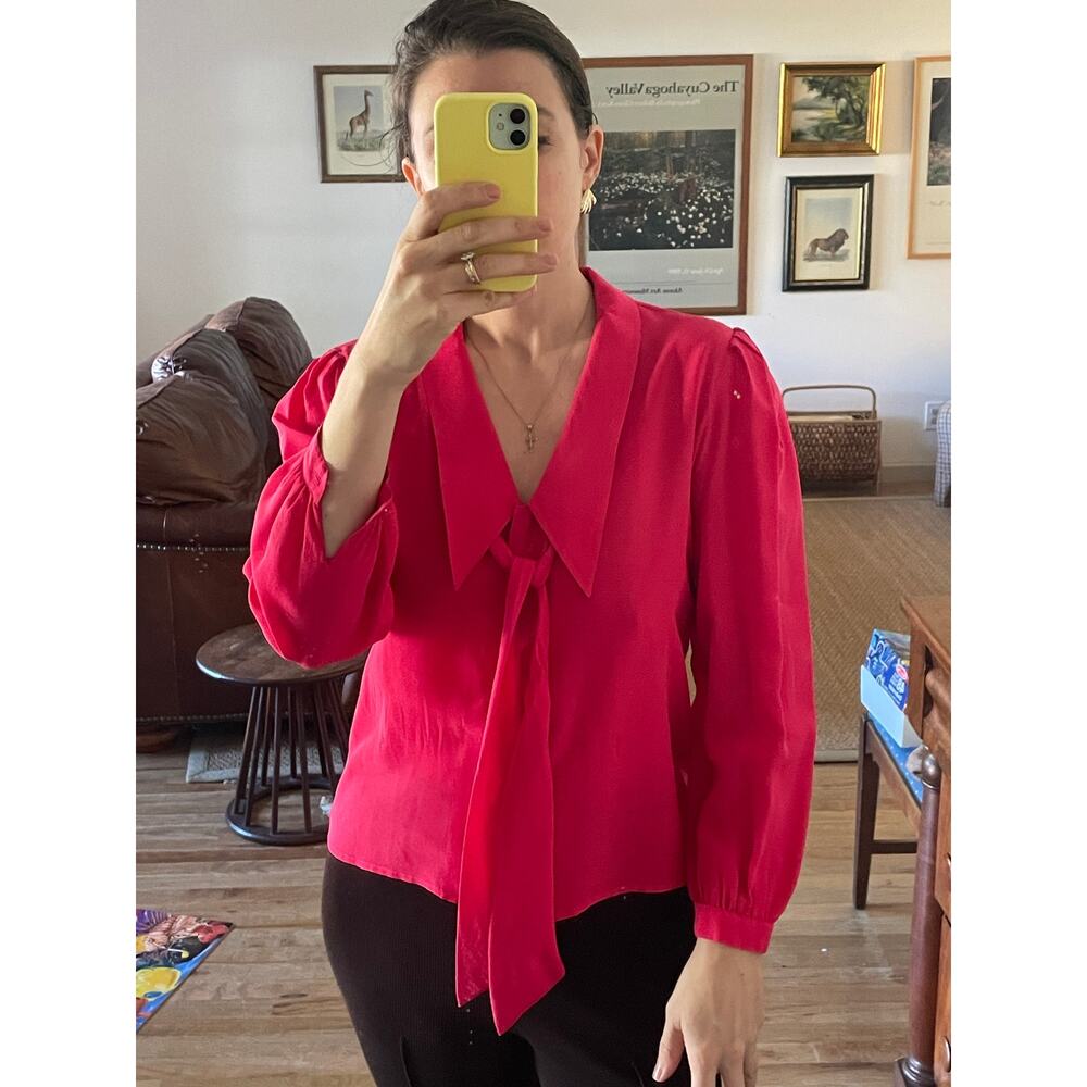 Vintage Red Silk Blouse Size Small - Picture 2 of 6